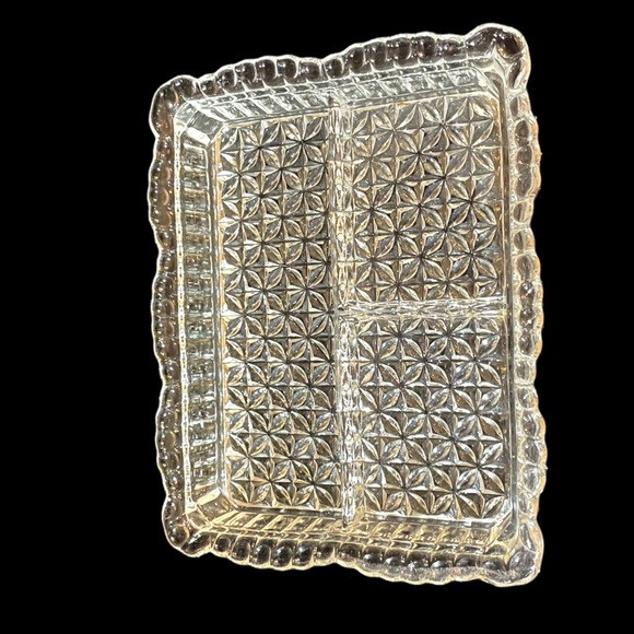 Vintage Relish or Serving Divided Pressed Glass Diamond Cubist Dish Tray - Picture 9 of 10